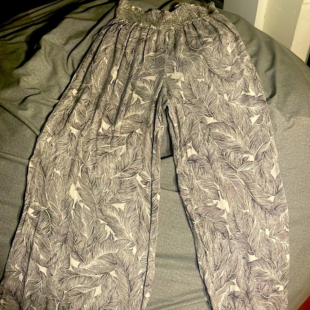 Sozy loose pants